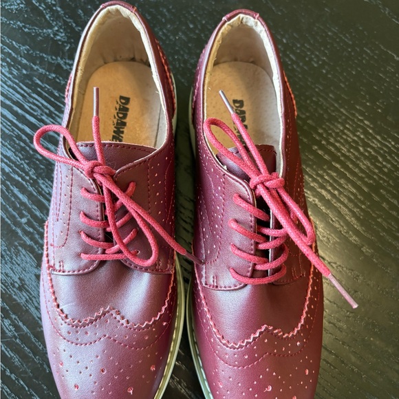 DADAWEN Burgundy Wingtip Platform Oxfords Size 41 (US 10-10.5) - Picture 1 of 7